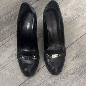 Ralph Lauren Black Leather Pumps with Signature Chain
